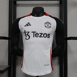 2025-26 Man U White player version